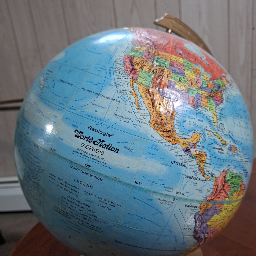 Replogle world globe map - Picture 2 of 5